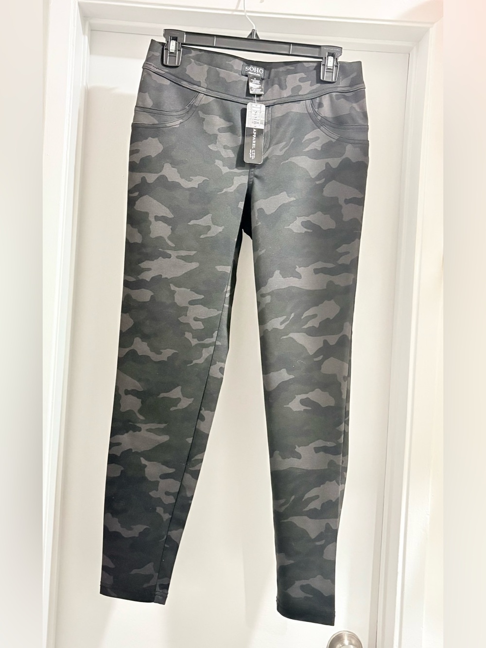 Soho Black, Green & Gray Camo Leggings